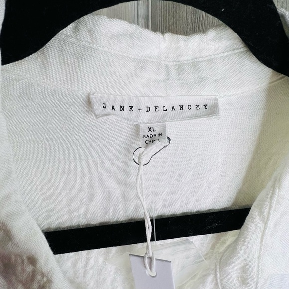 Jane + Delancey White Textured Long Sleeve Blouse - Picture 5 of 7